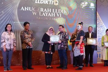 Universitas Pandanaran mendapatkan penghargaan sebagai "Pelopor Pelaksanaan Kegiatan Bursa Kampus Merdeka Mandiri LLDIKTI Wilayah VI Jawa Tengah"