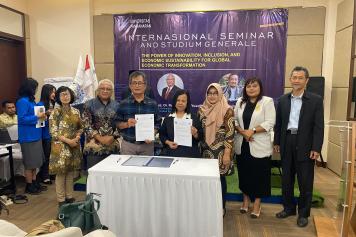 Seminar Internasional: “The Power Of Innovation, Inclusion, and Economic Sustainability for Global Economic Transformation”