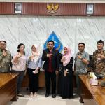 FE Unpand Tingkatkan Kompetensi Dosen